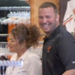 Orioles reliever Tommy Hunter goes undercover at team store