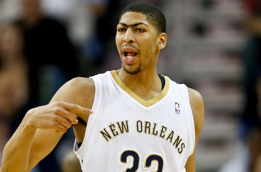 Anthony Davis (NOP) will be available for tonight's match against the Rockets