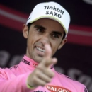 Contador suffers but poised to win Giro (Reuters)