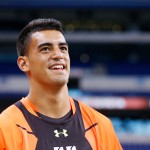 Titans take Marcus Mariota with second pick – WBIR-TV