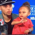 Riley Curry returns to Steph’s press conference, sings Big Sean, is cute