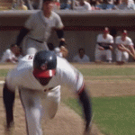 Rene Rivera channels Willie Mays Hayes with underwhelming slide into second