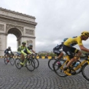 Froome wins second Tour de France title (Reuters)