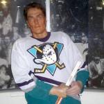 This Teemu Selanne Mighty Ducks wax figure is both awesome and terrifying (Photo)